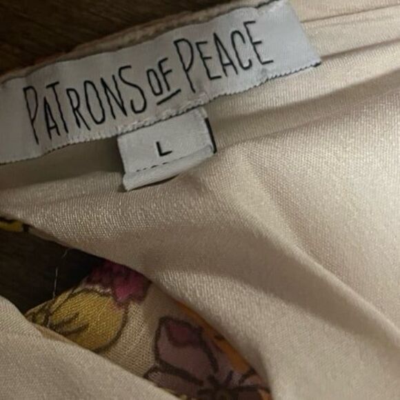 Patrons of Peace Joan ditsy floral top - Picture 5 of 6